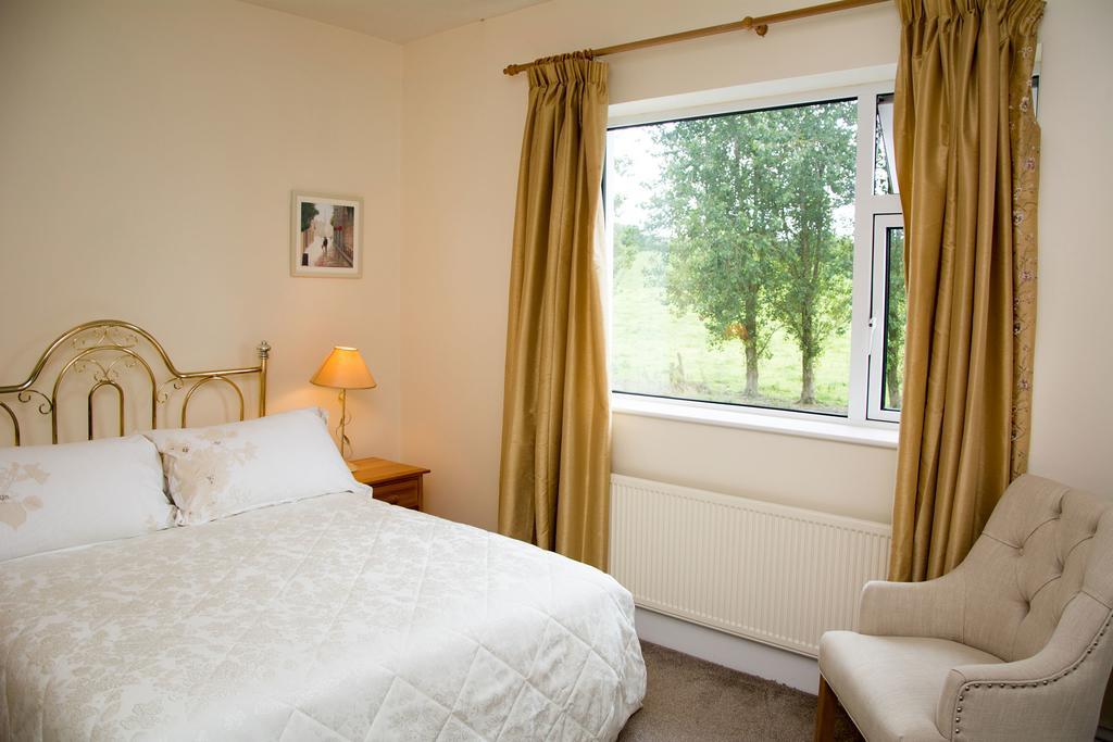 Knights Haven Bed & Breakfast Glin Exterior photo